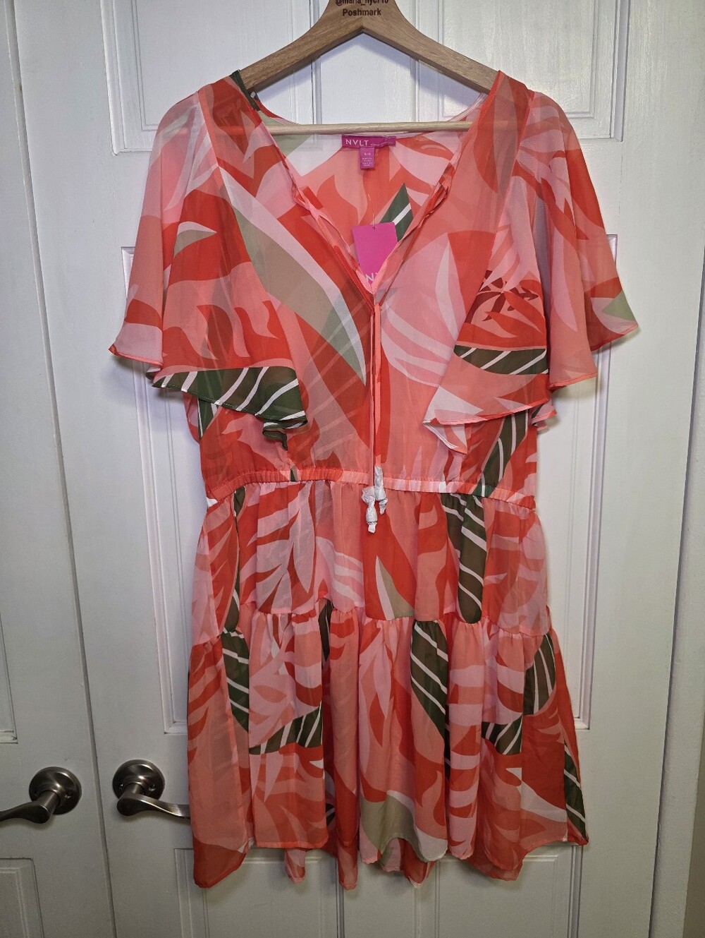 NVLT Novelti Coral Leaf Print Tropical Beach Swim Bathing Suit Coverup- Lg NWT